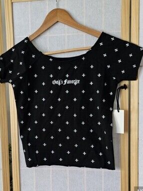 Urban Nation  black crop white cross pattern